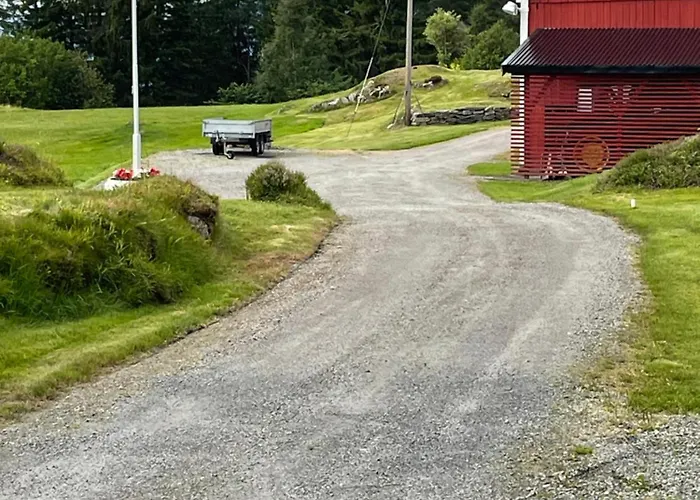 Casa vacanze Sjarmerende Og Romslig Bolig, Omgitt Av Vakker *