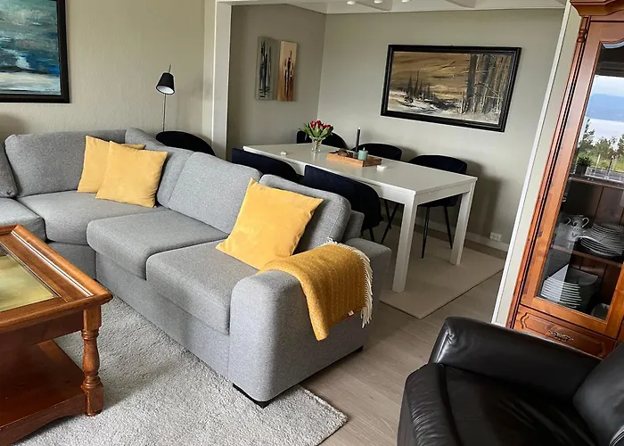 Sjarmerende Og Romslig Bolig, Omgitt Av Vakker Casa vacanze *